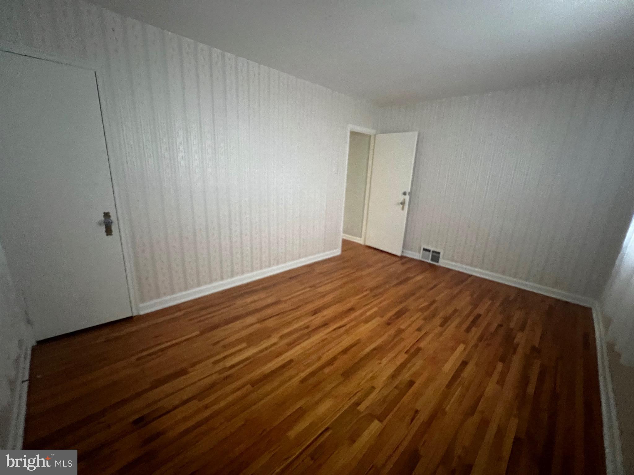 LEXINGTON PARK - Residential