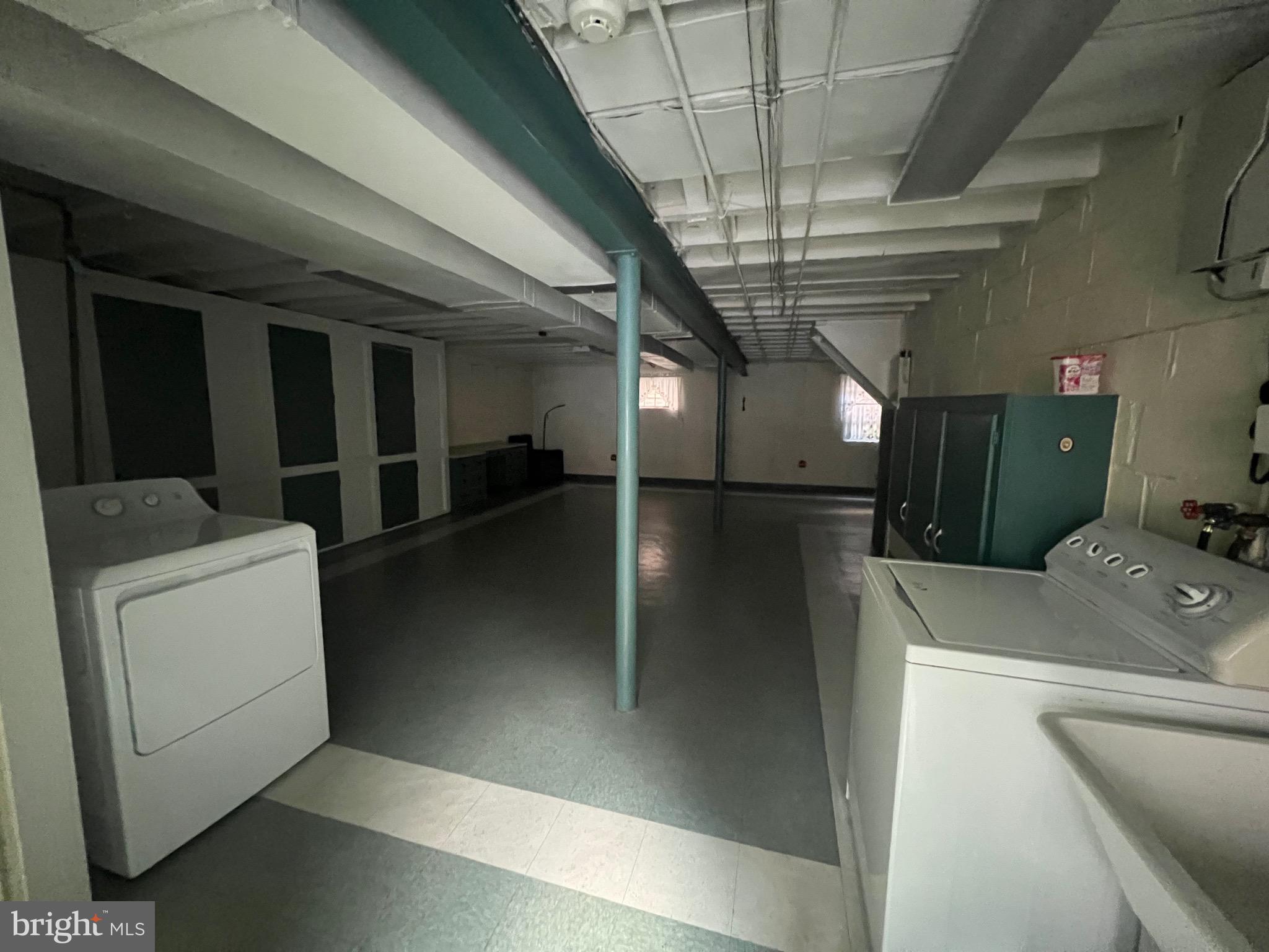 LEXINGTON PARK - Residential