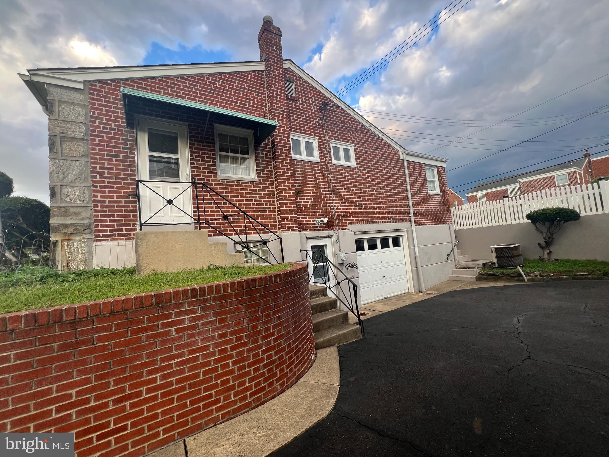 LEXINGTON PARK - Residential