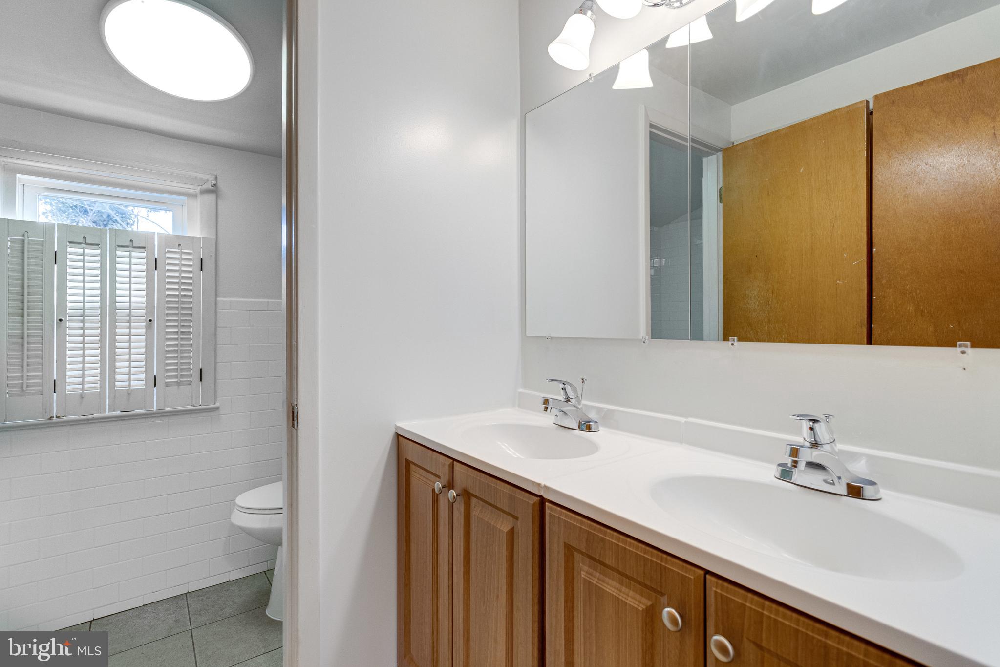 NORTH SPRINGFIELD - Residential