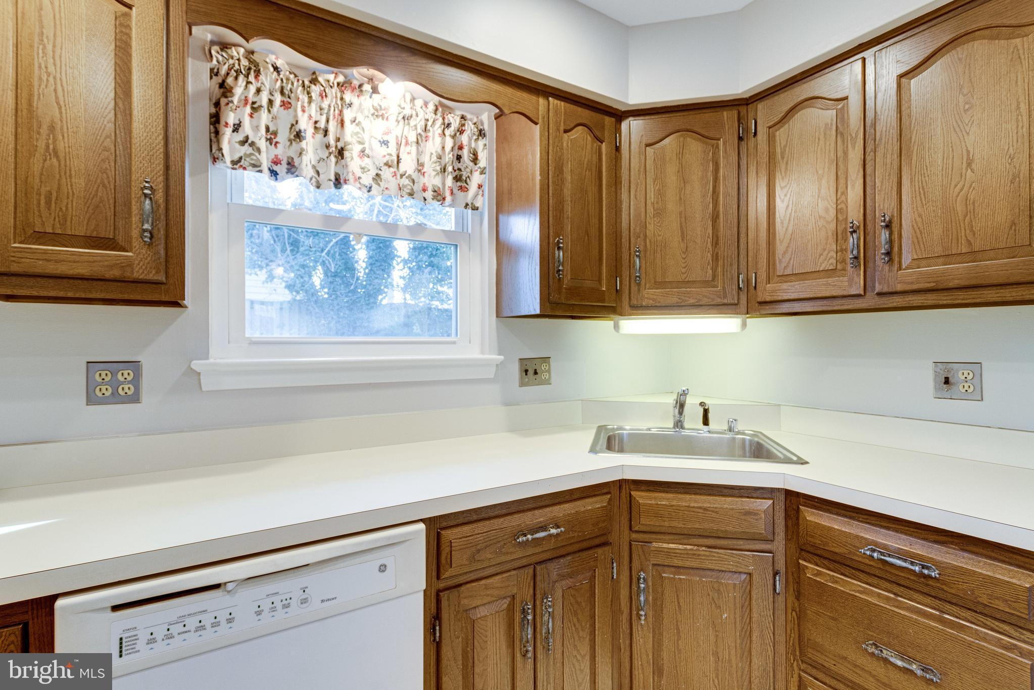 NORTH SPRINGFIELD - Residential