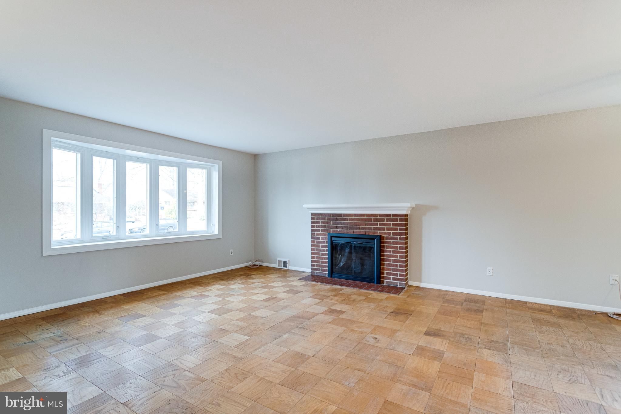 NORTH SPRINGFIELD - Residential