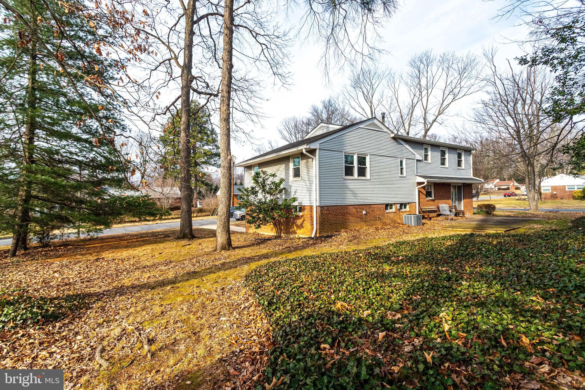 NORTH SPRINGFIELD - Residential