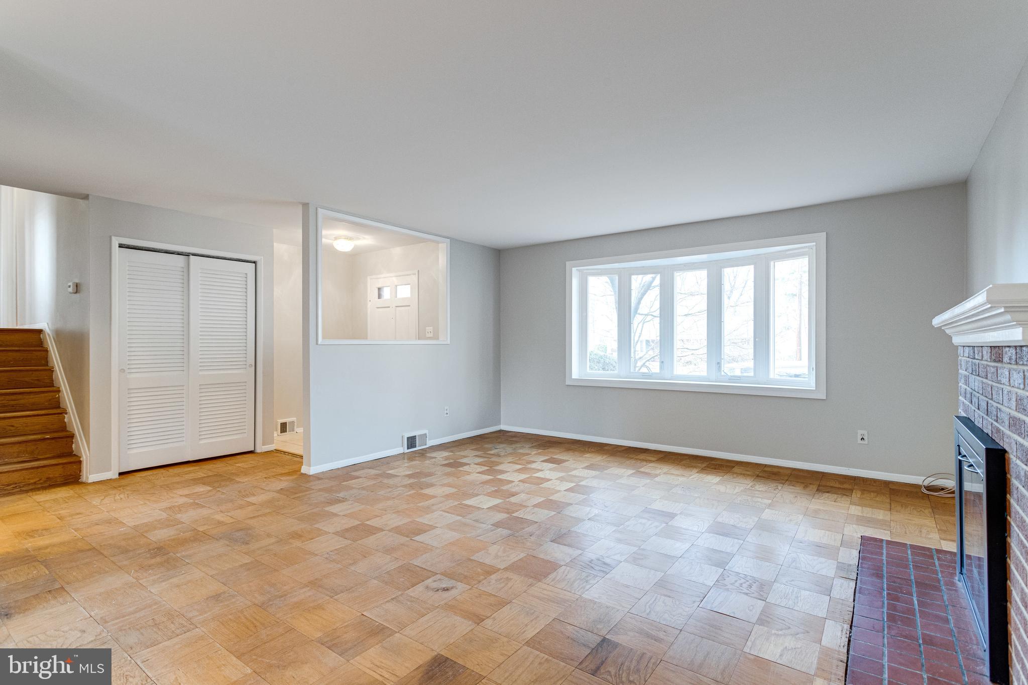 NORTH SPRINGFIELD - Residential