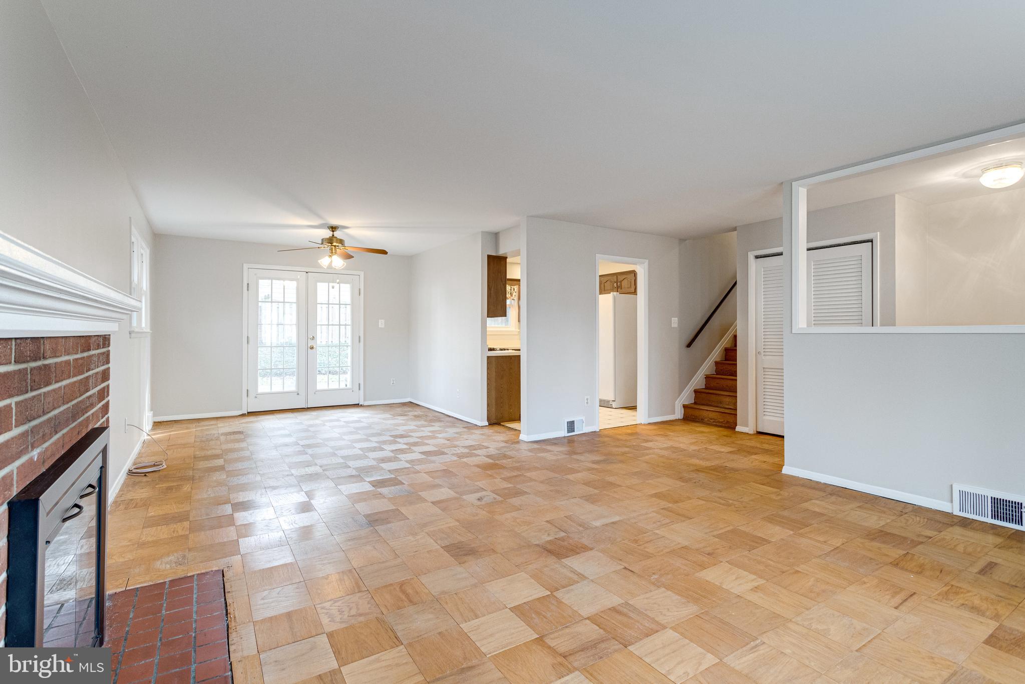 NORTH SPRINGFIELD - Residential