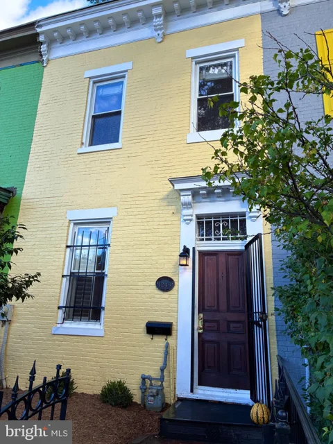 MLS: DCDC2287652