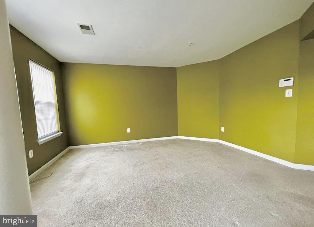 LINWOOD KNOLLS - Residential