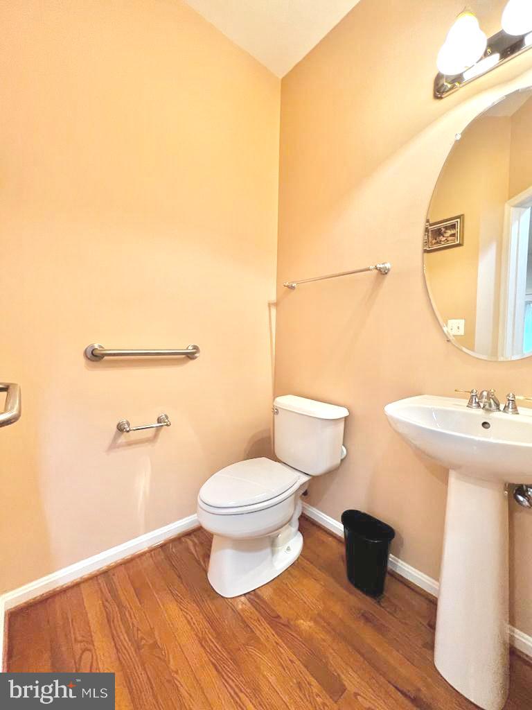 LINWOOD KNOLLS - Residential