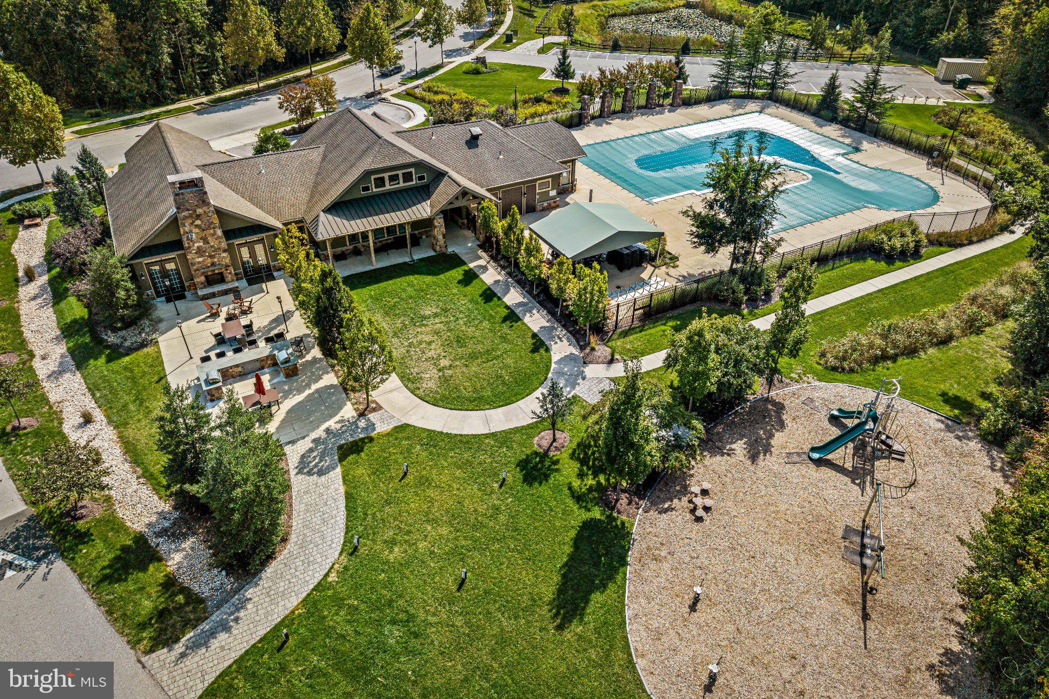 7619 LYNDON COURT