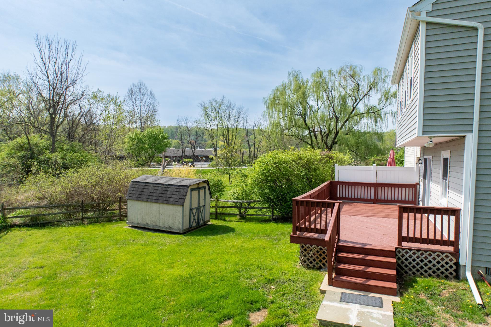 INGLESIDE VILLAGE - Residential