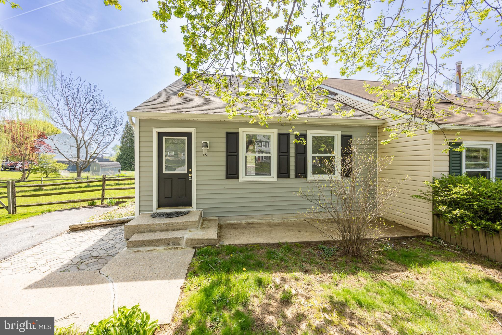 INGLESIDE VILLAGE - Residential