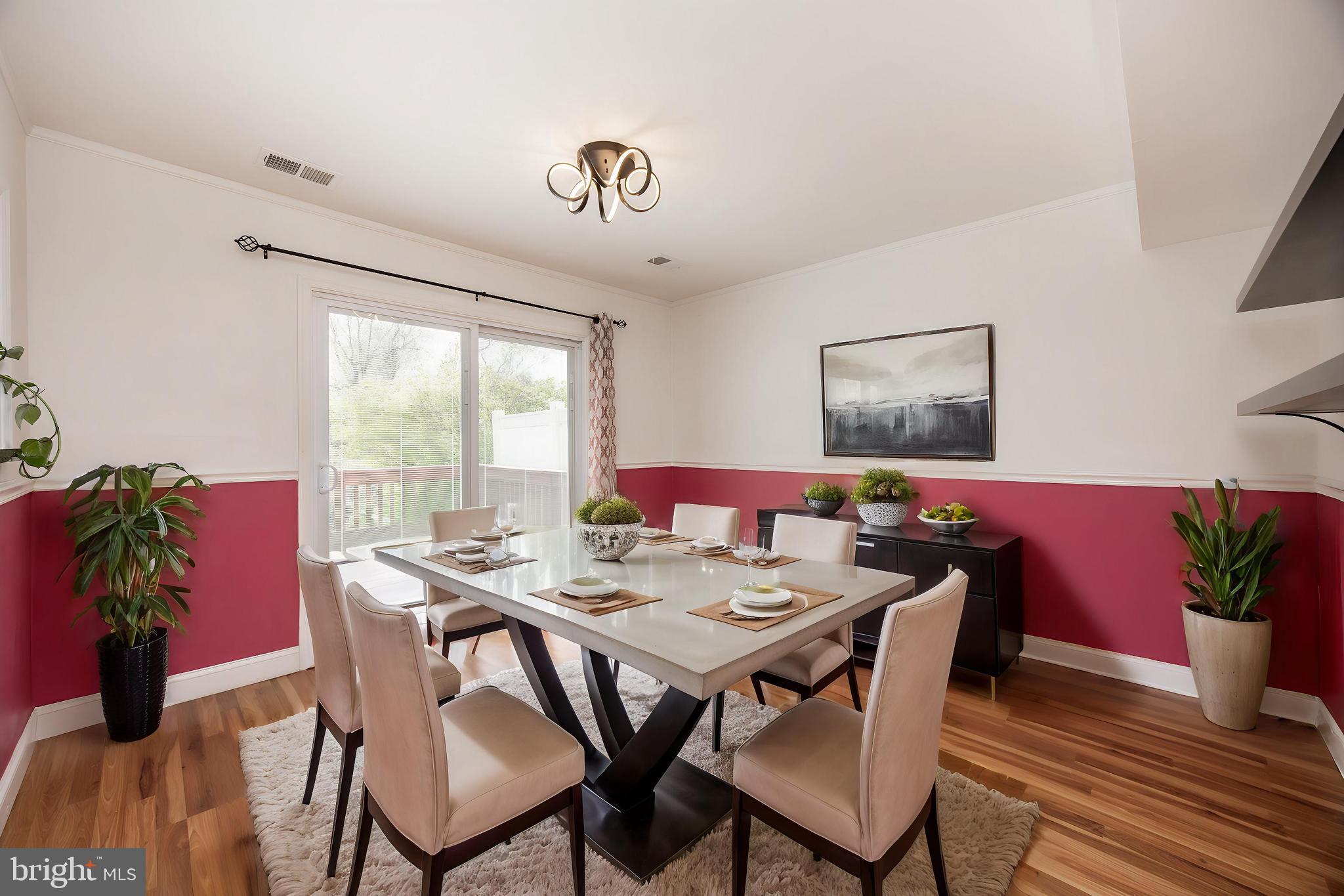 INGLESIDE VILLAGE - Residential