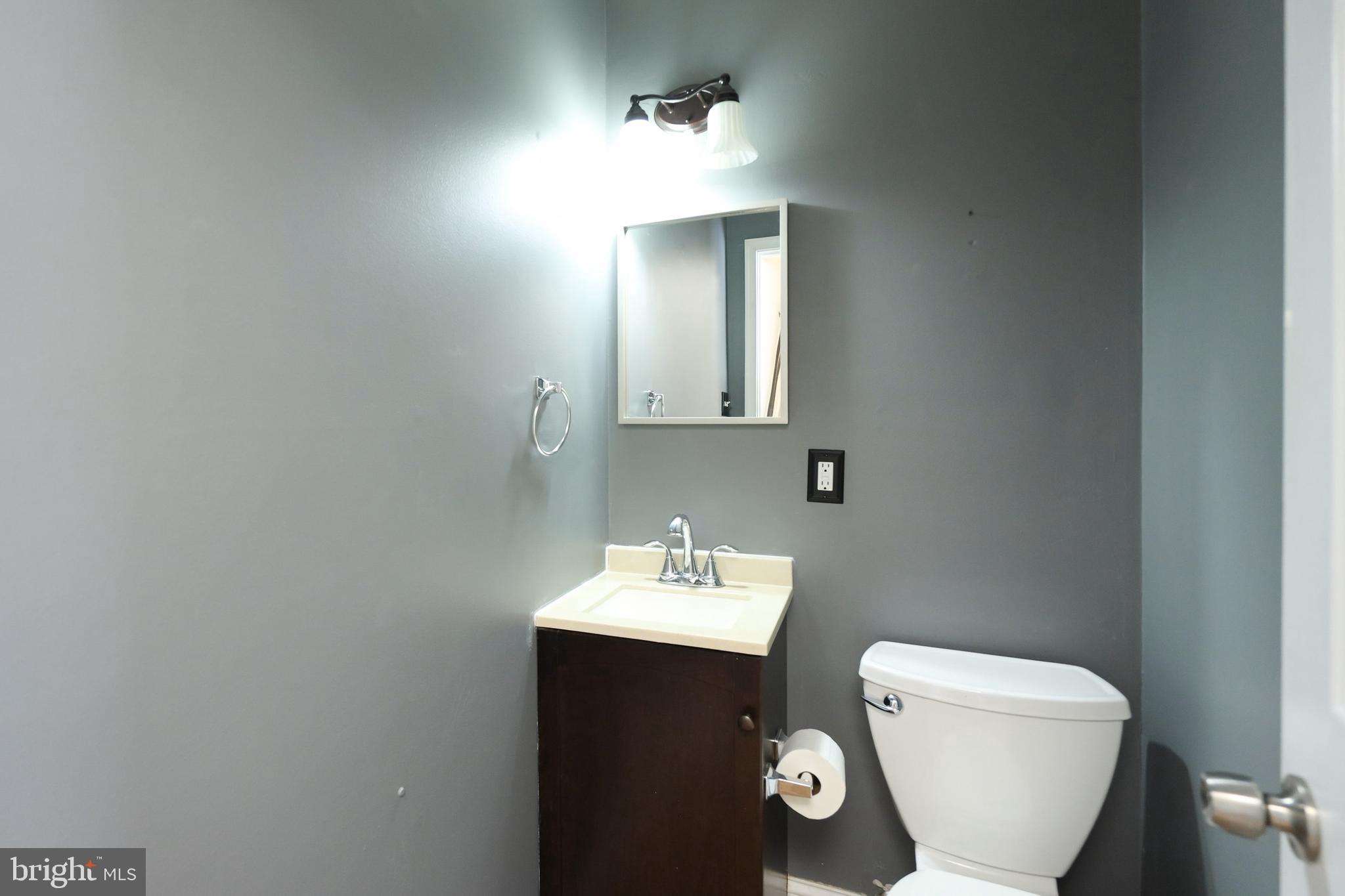 INGLESIDE VILLAGE - Residential