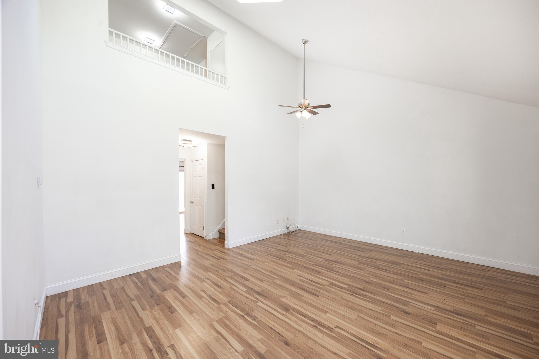 INGLESIDE VILLAGE - Residential