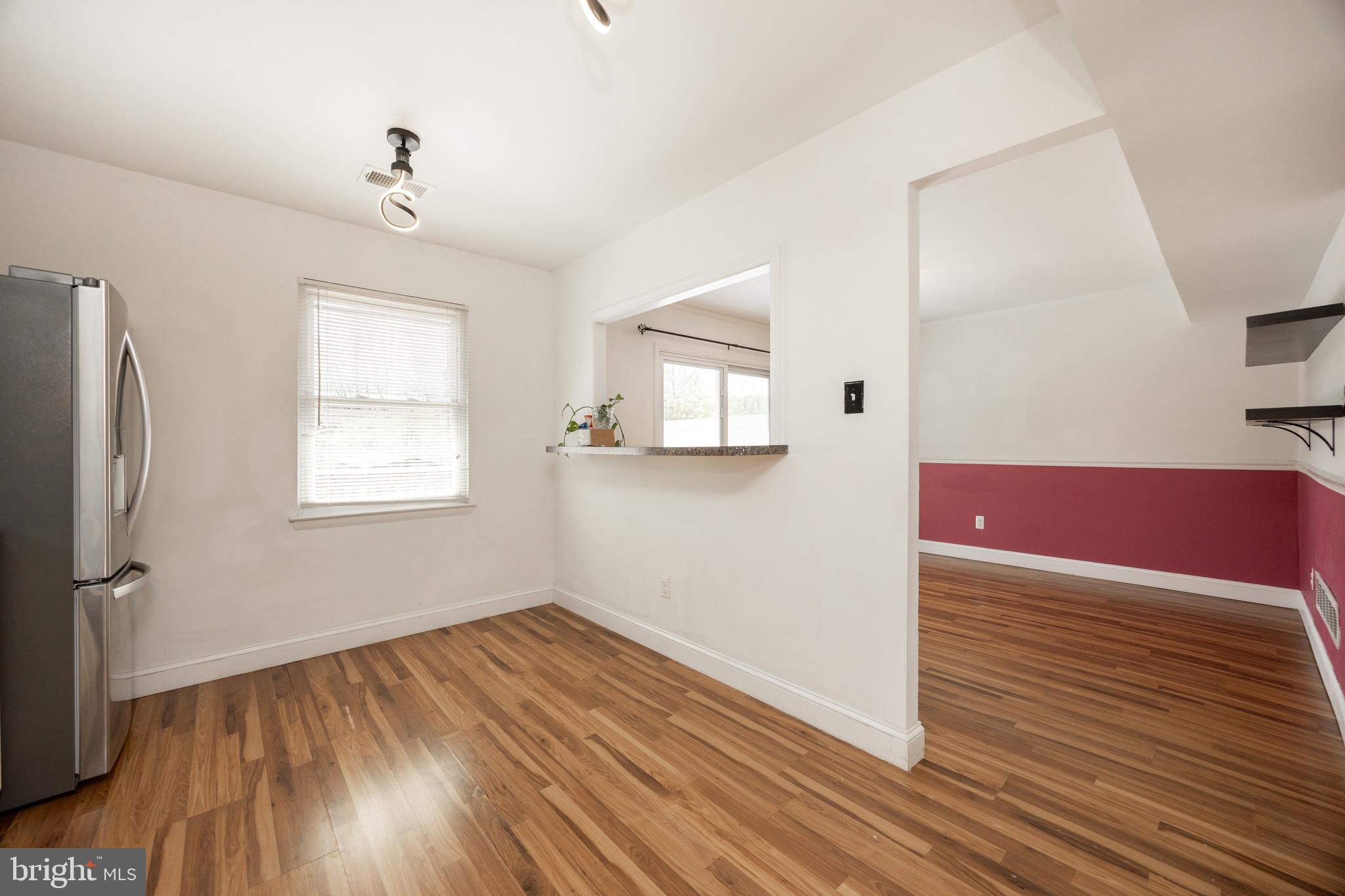 INGLESIDE VILLAGE - Residential