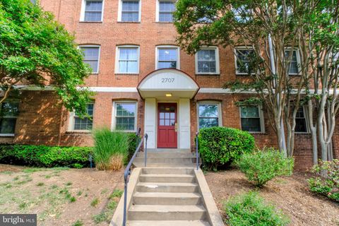 Photo of 2707 Arlington Boulevard #106, ARLINGTON, VA 22201 (MLS # VAAR2069662)