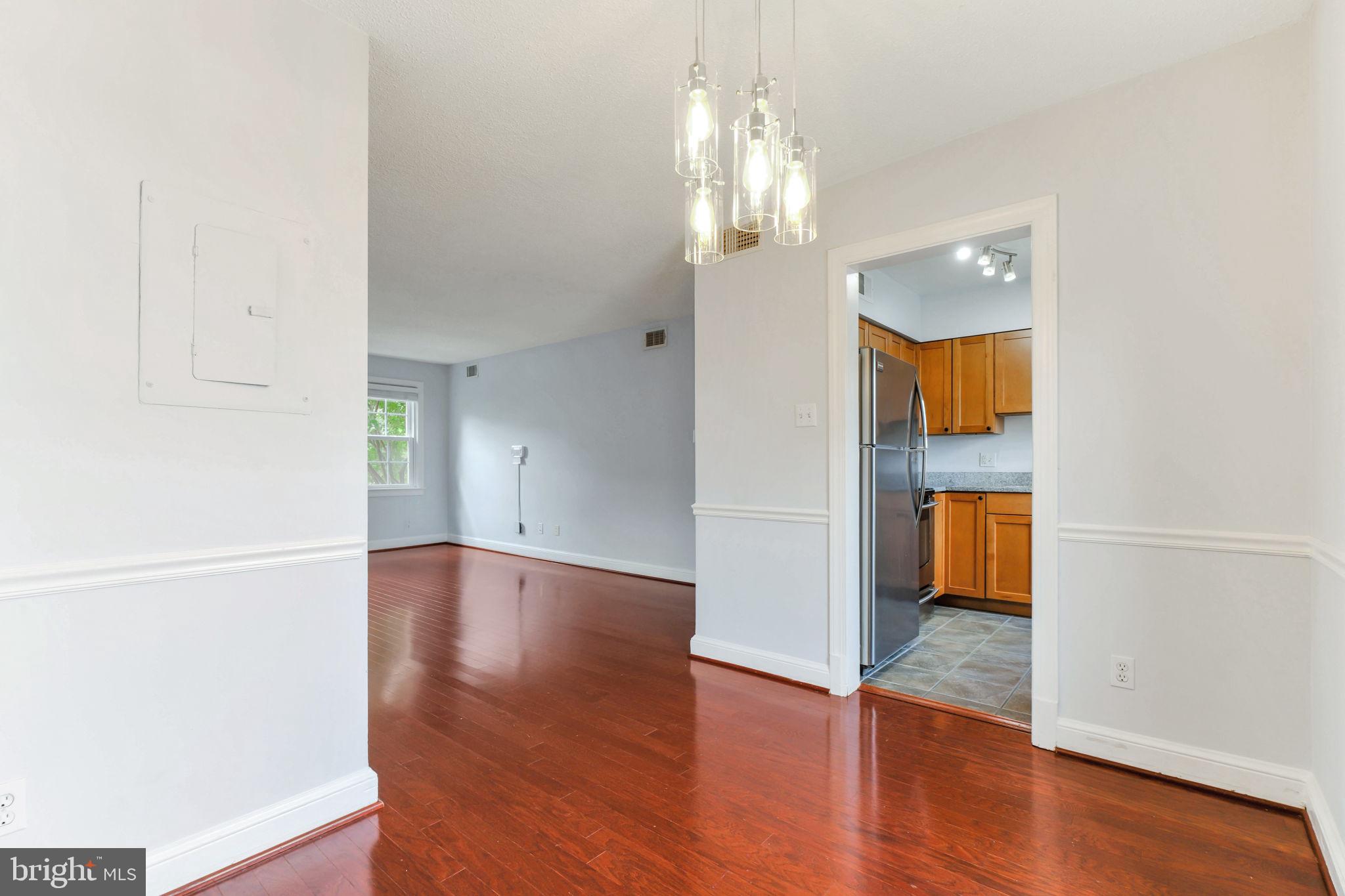CAMBRIDGE COURTS - Residential