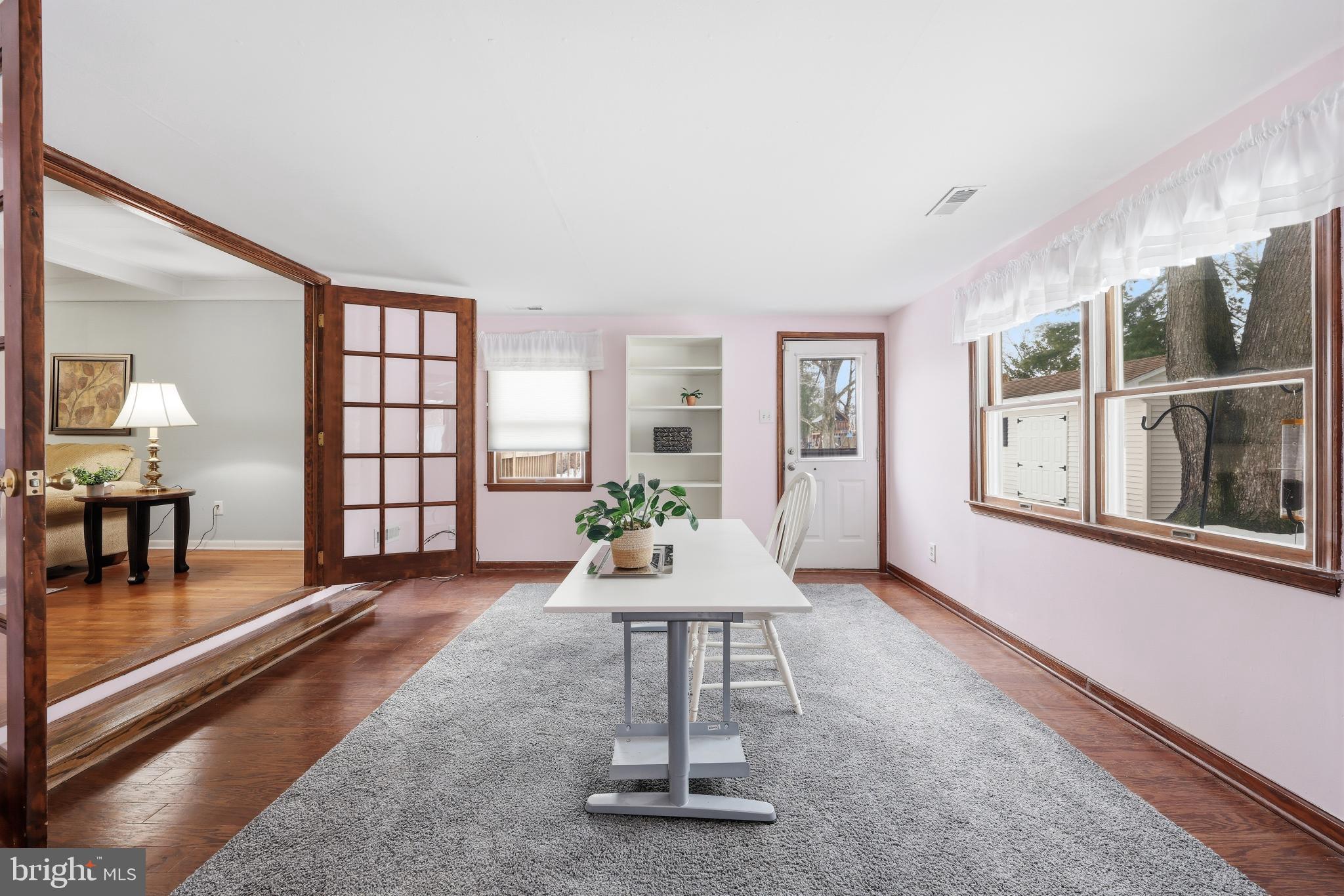 BARCLAY - Residential