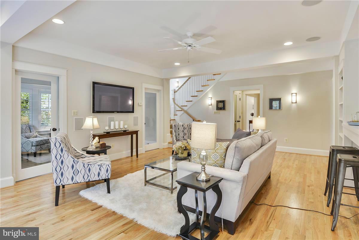 BROADMONT - Residential