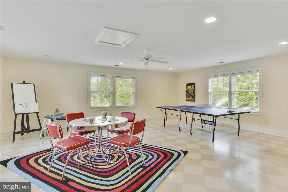 BROADMONT - Residential