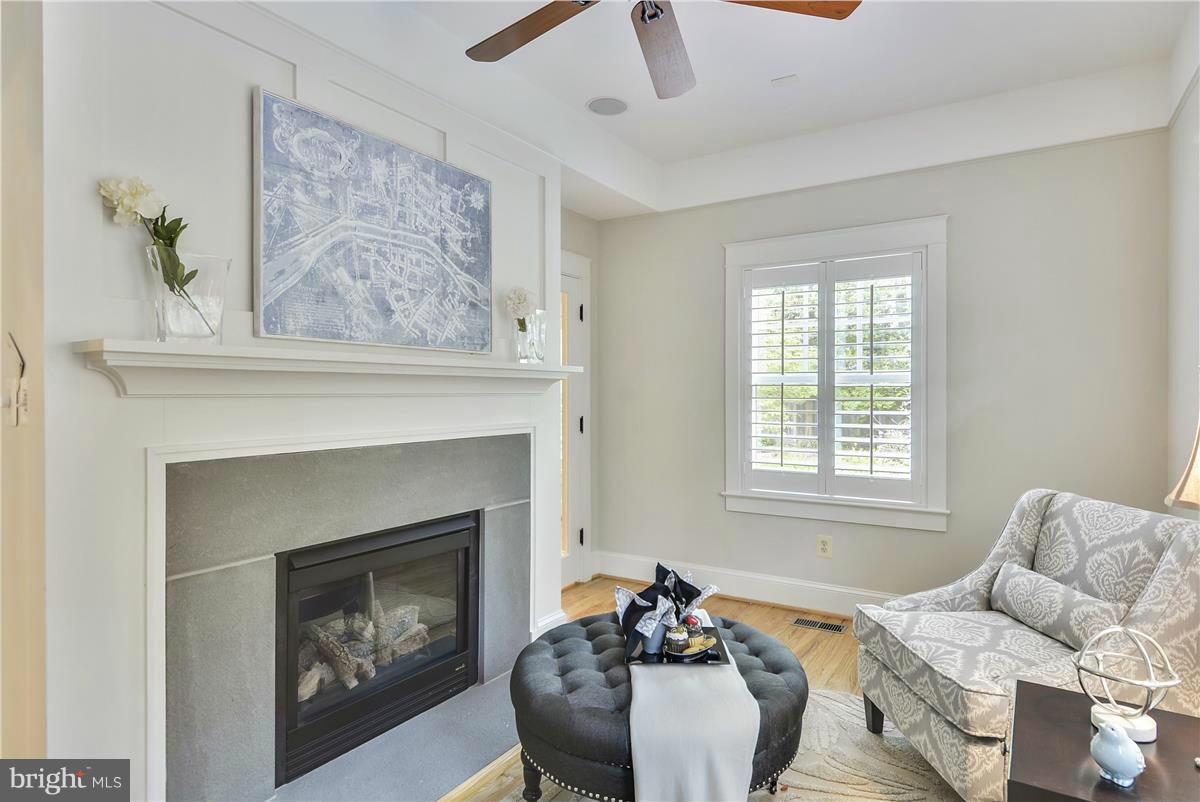 BROADMONT - Residential