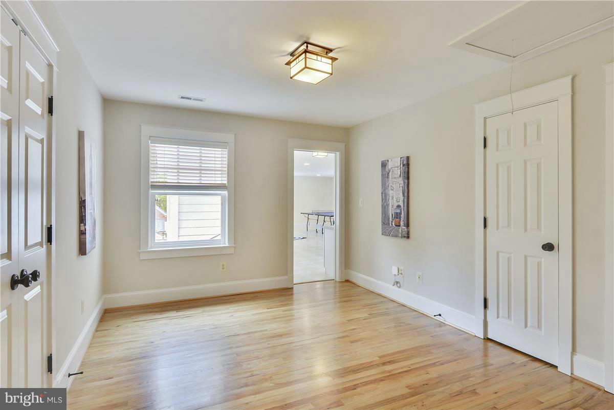 BROADMONT - Residential