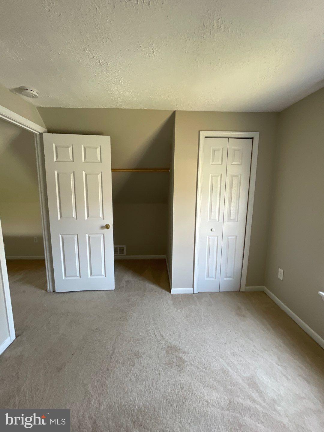 PINEY RIDGE VILLAGE - Residential Lease