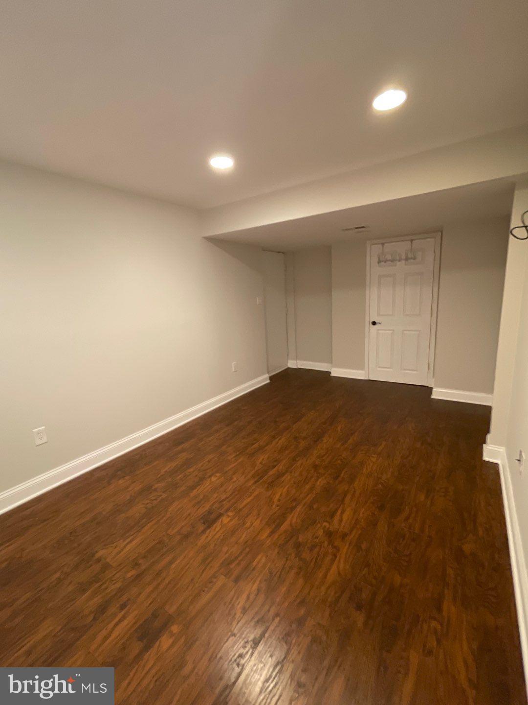 PINEY RIDGE VILLAGE - Residential Lease