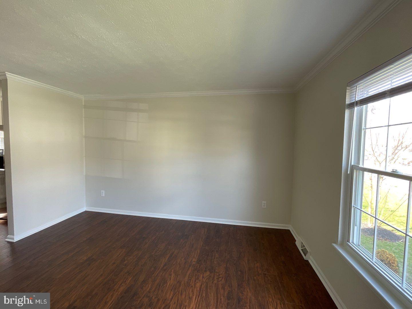 PINEY RIDGE VILLAGE - Residential Lease