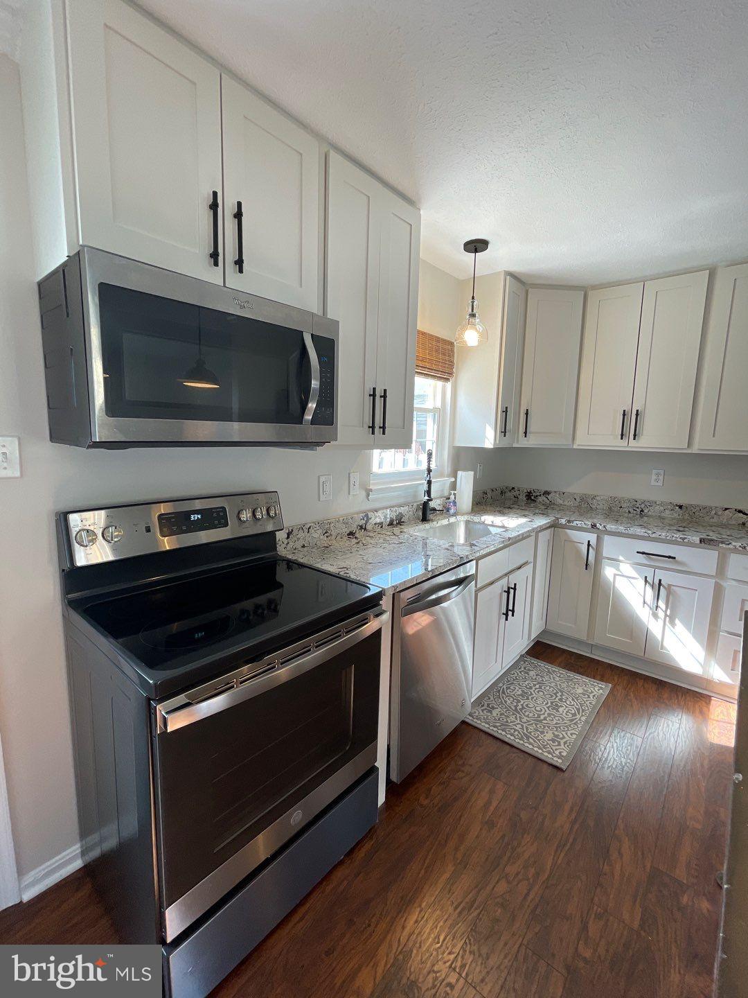 PINEY RIDGE VILLAGE - Residential Lease