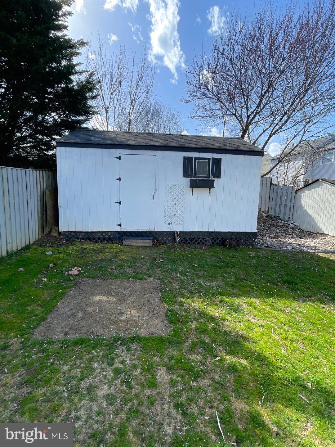 PINEY RIDGE VILLAGE - Residential Lease