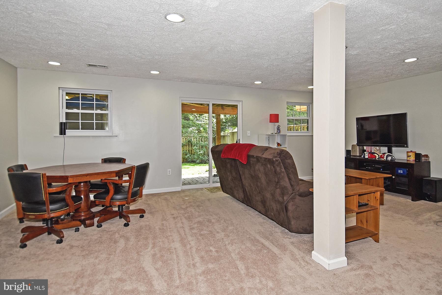 COUNTRYSIDE - Residential