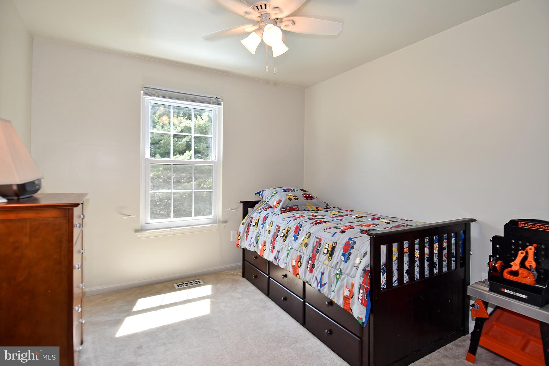 COUNTRYSIDE - Residential