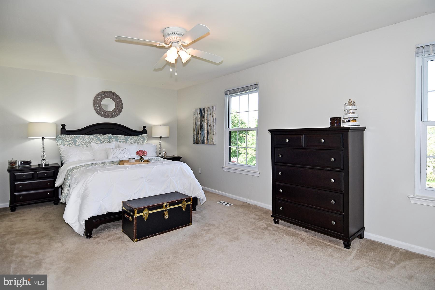 COUNTRYSIDE - Residential