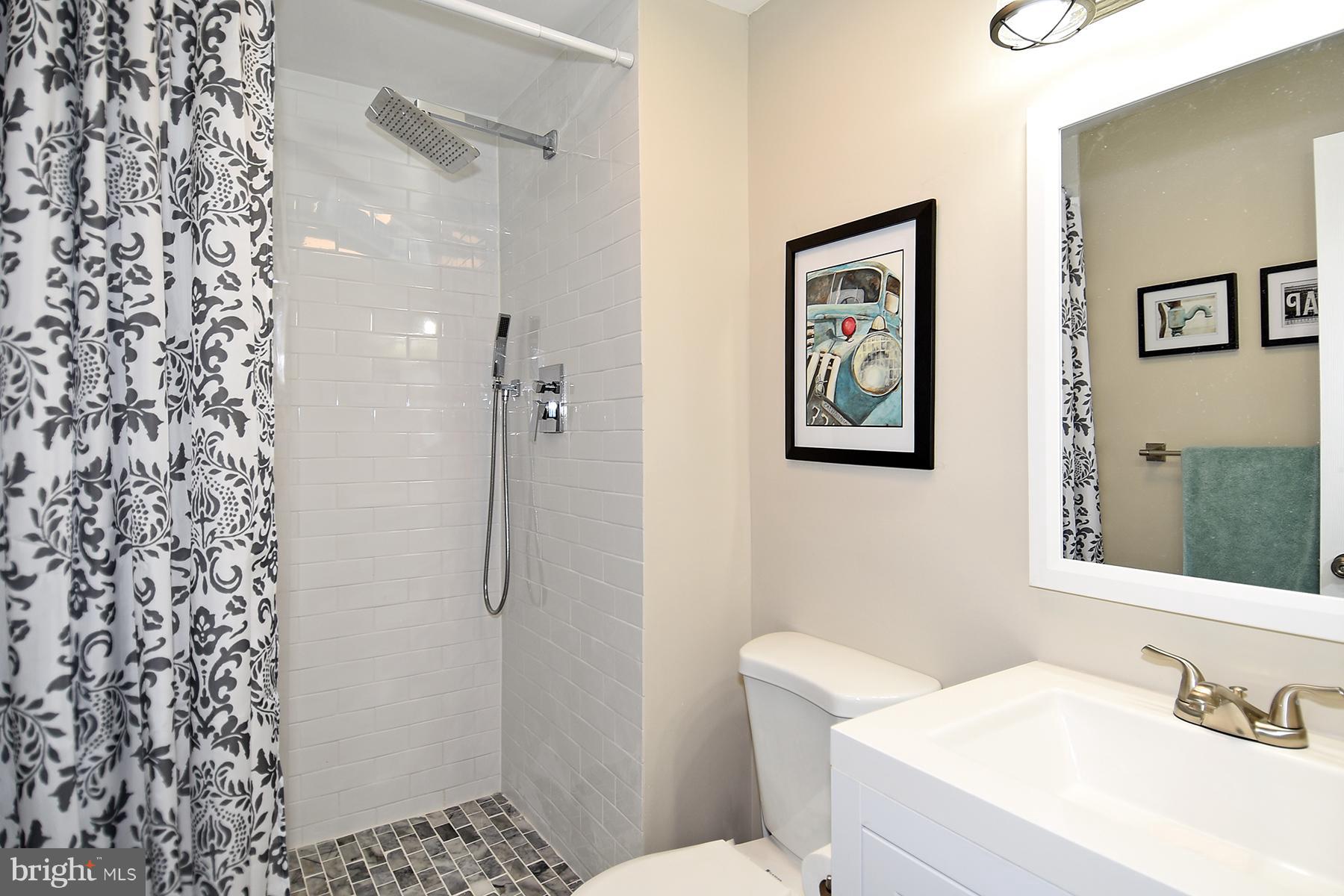 COUNTRYSIDE - Residential