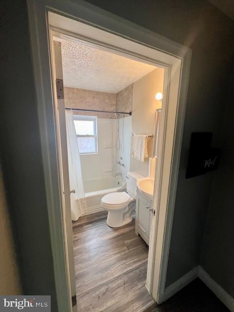 BELAIR-EDISON - Residential Lease