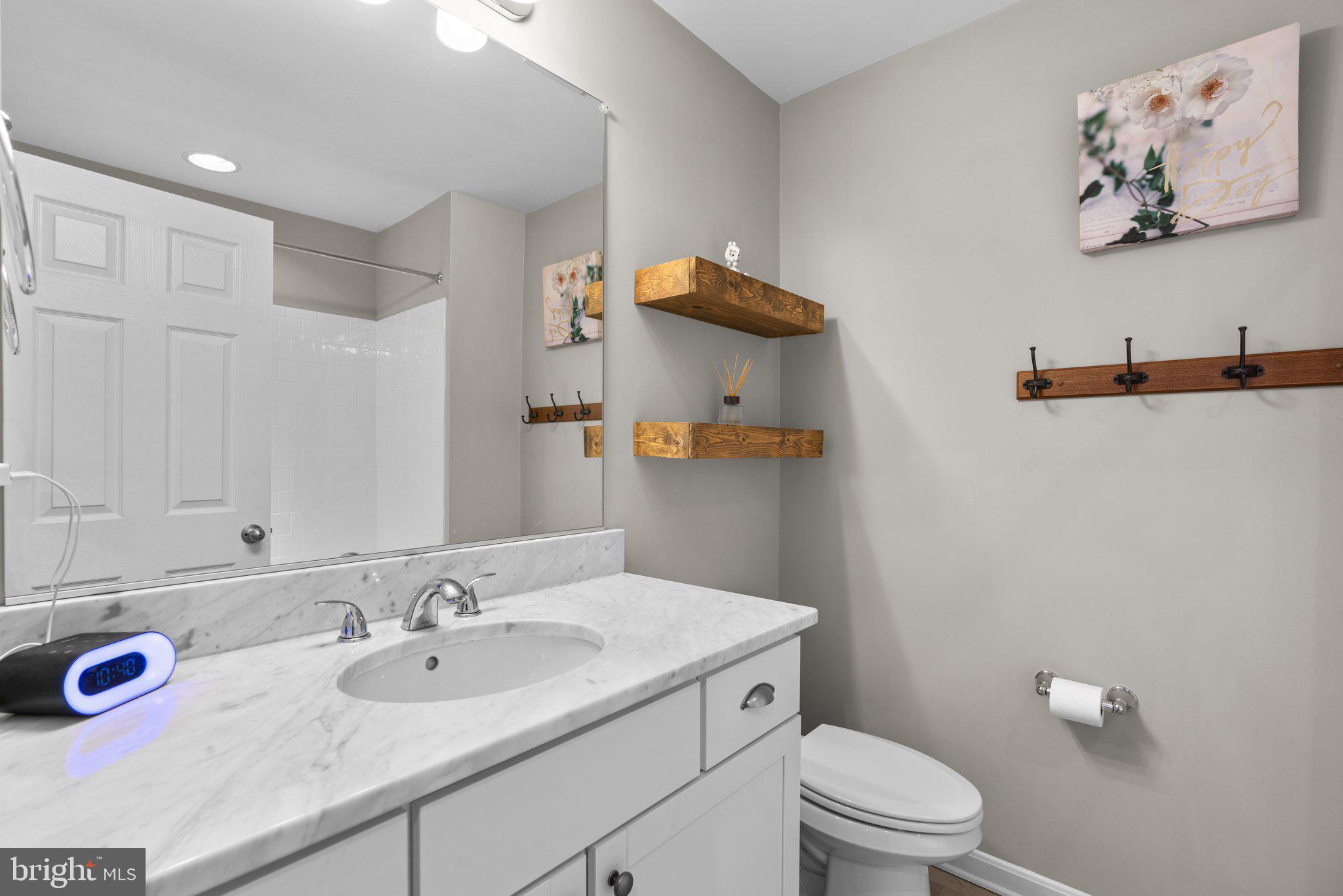 VILLAGGIO ENCLAVE - Residential