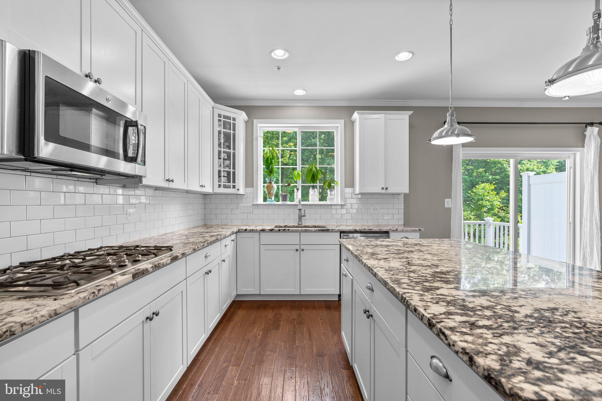 VILLAGGIO ENCLAVE - Residential