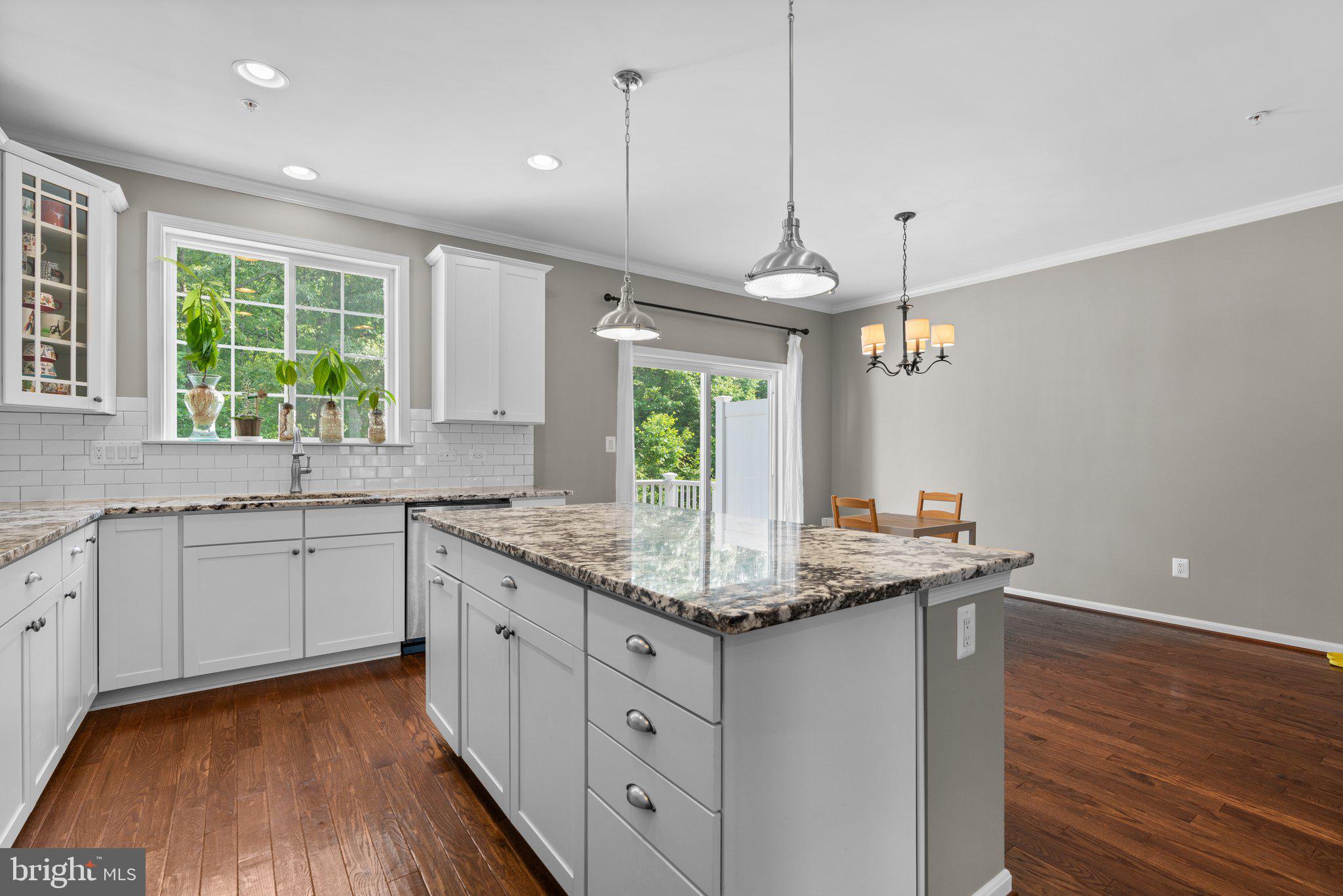 VILLAGGIO ENCLAVE - Residential