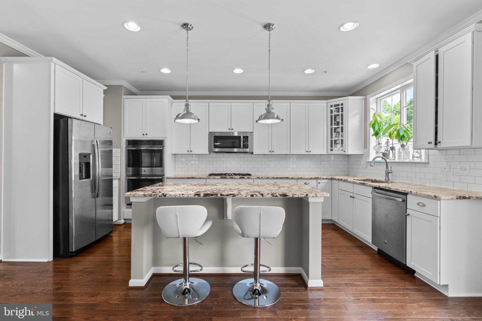 VILLAGGIO ENCLAVE - Residential