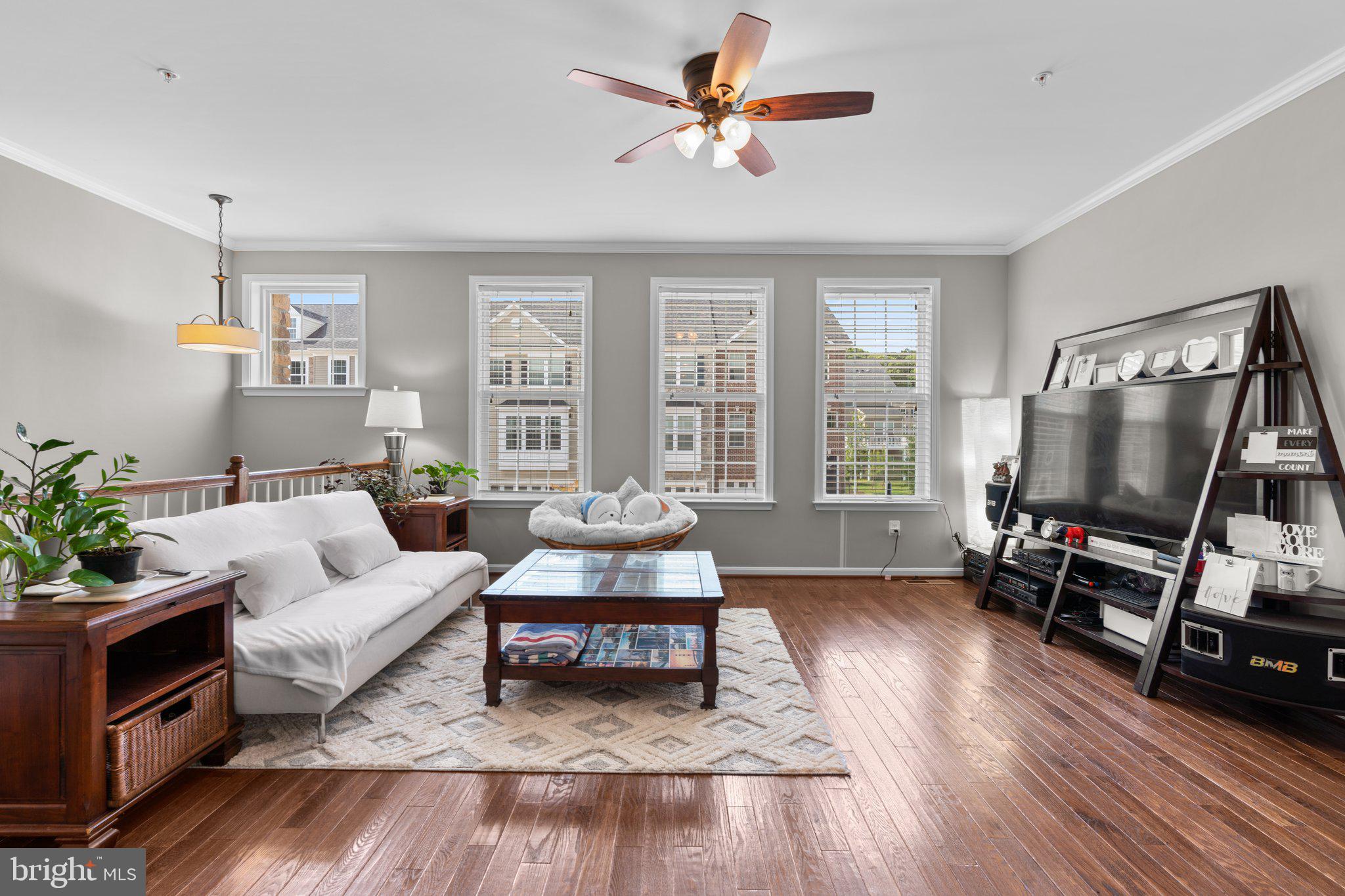 VILLAGGIO ENCLAVE - Residential