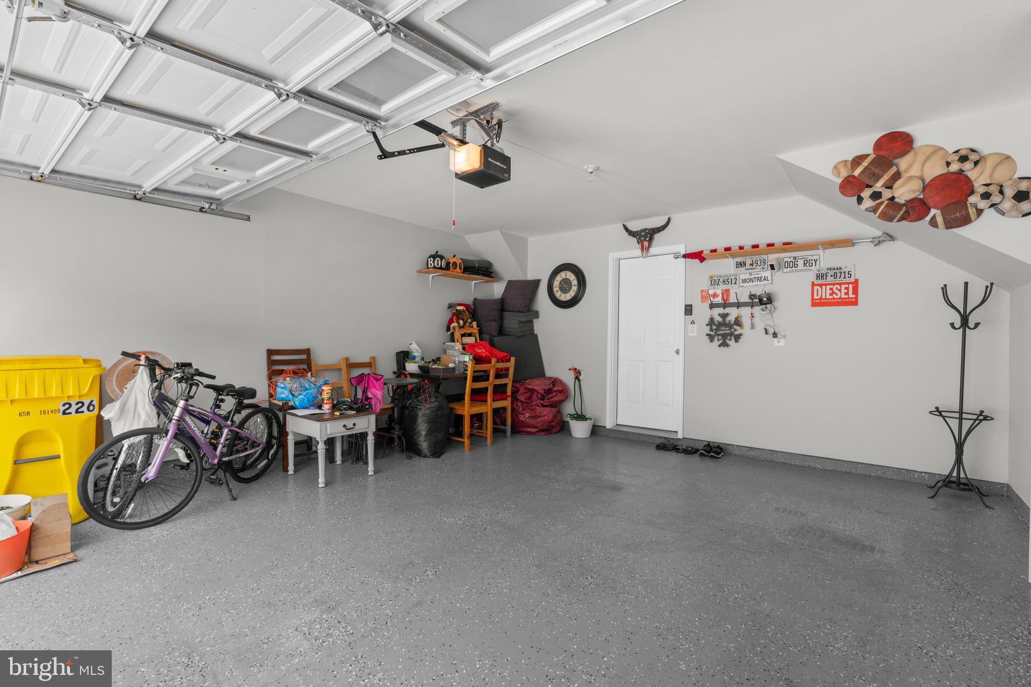 VILLAGGIO ENCLAVE - Residential