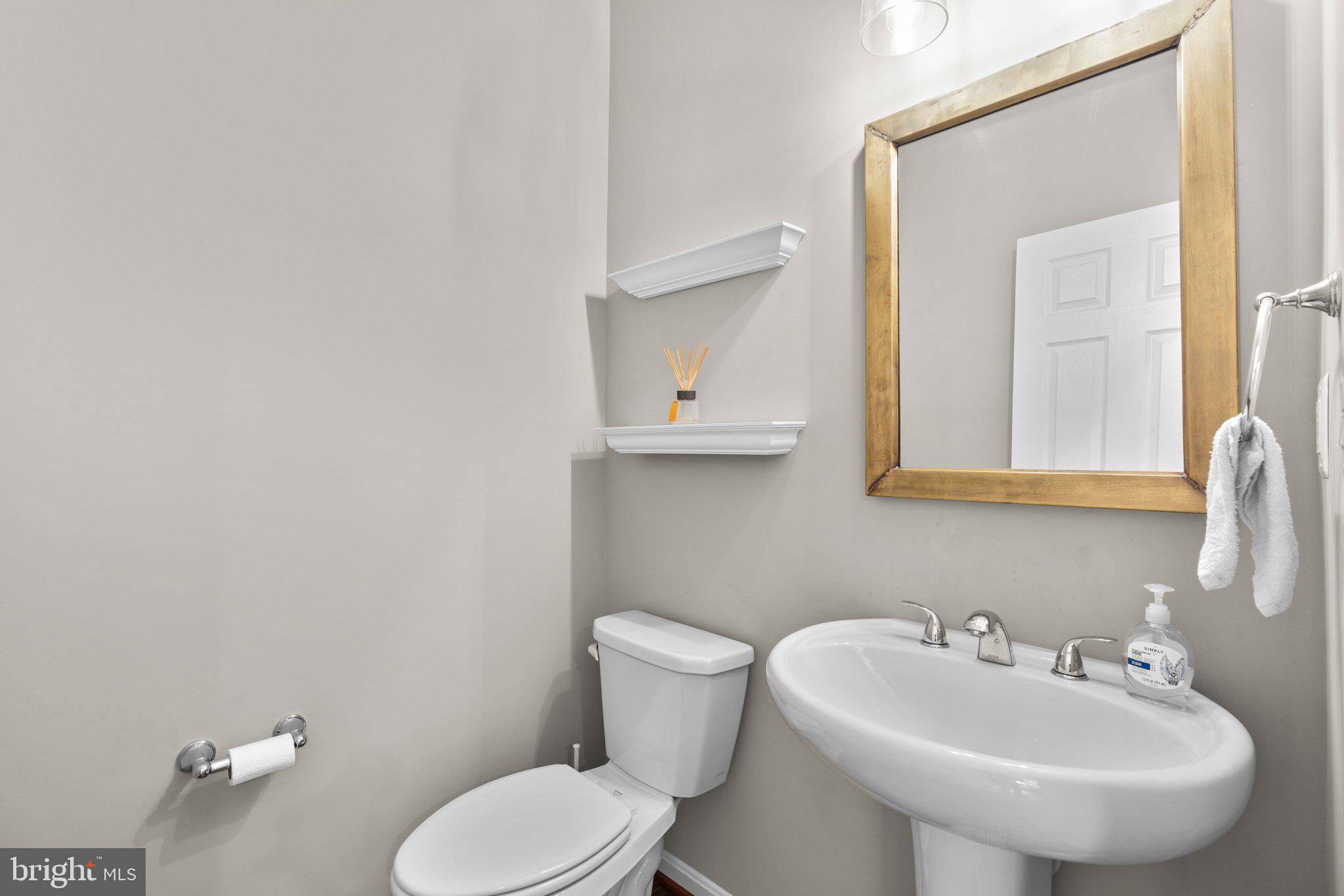 VILLAGGIO ENCLAVE - Residential