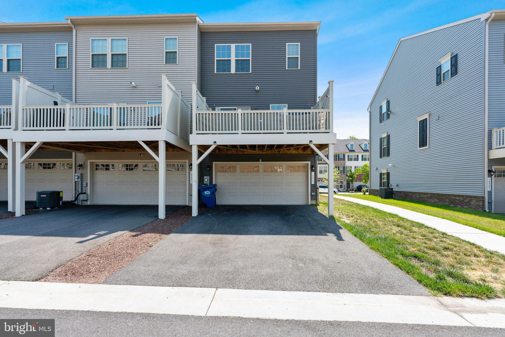 TIMOTHY BRANCH TOWNS - Residential