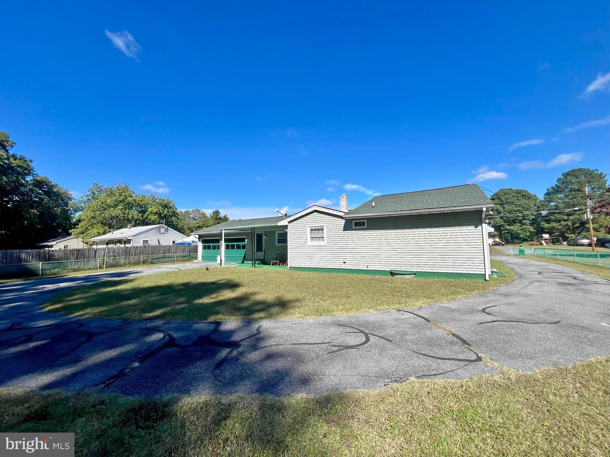 WESTLAKE - Residential