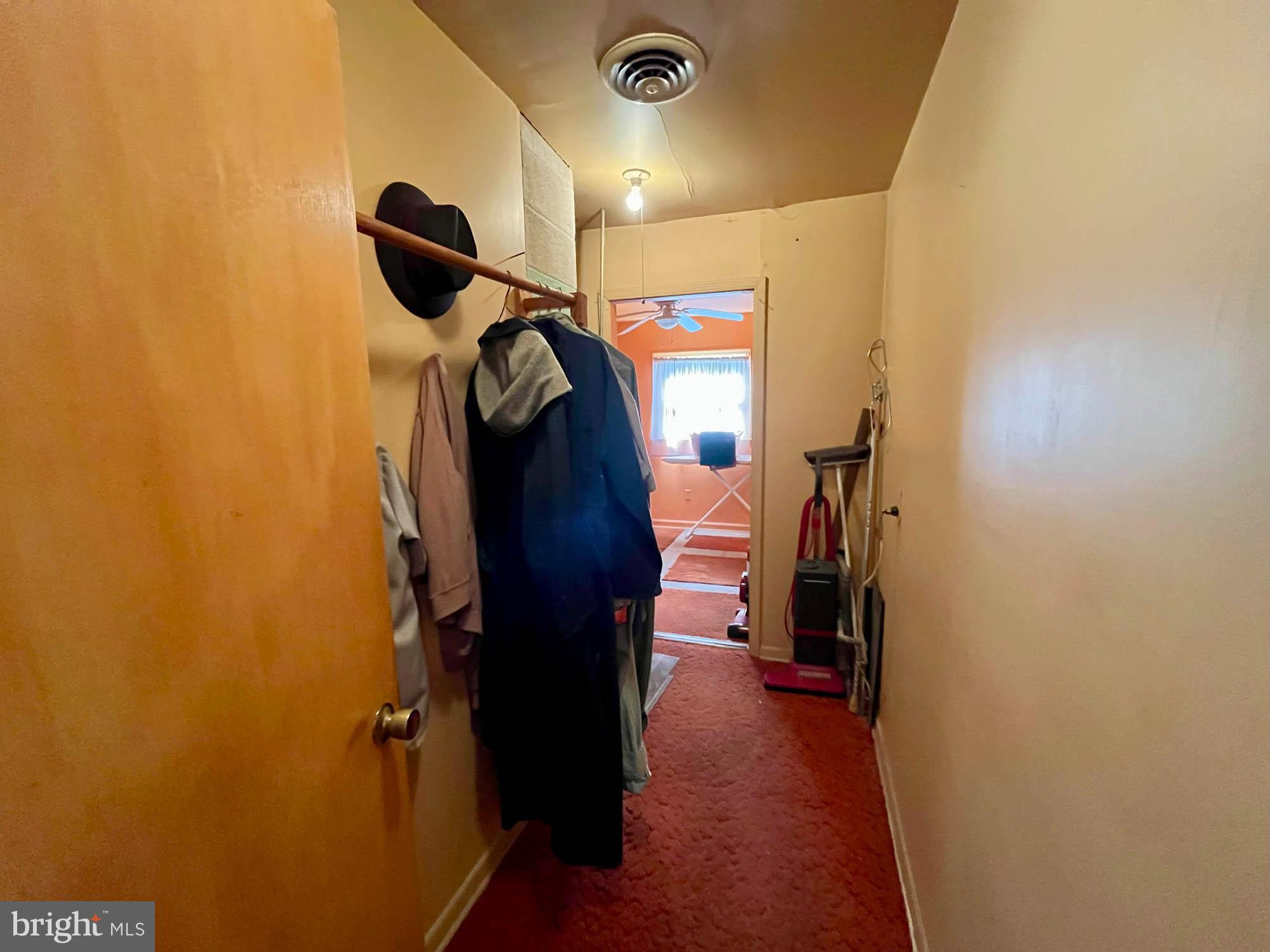 WESTLAKE - Residential