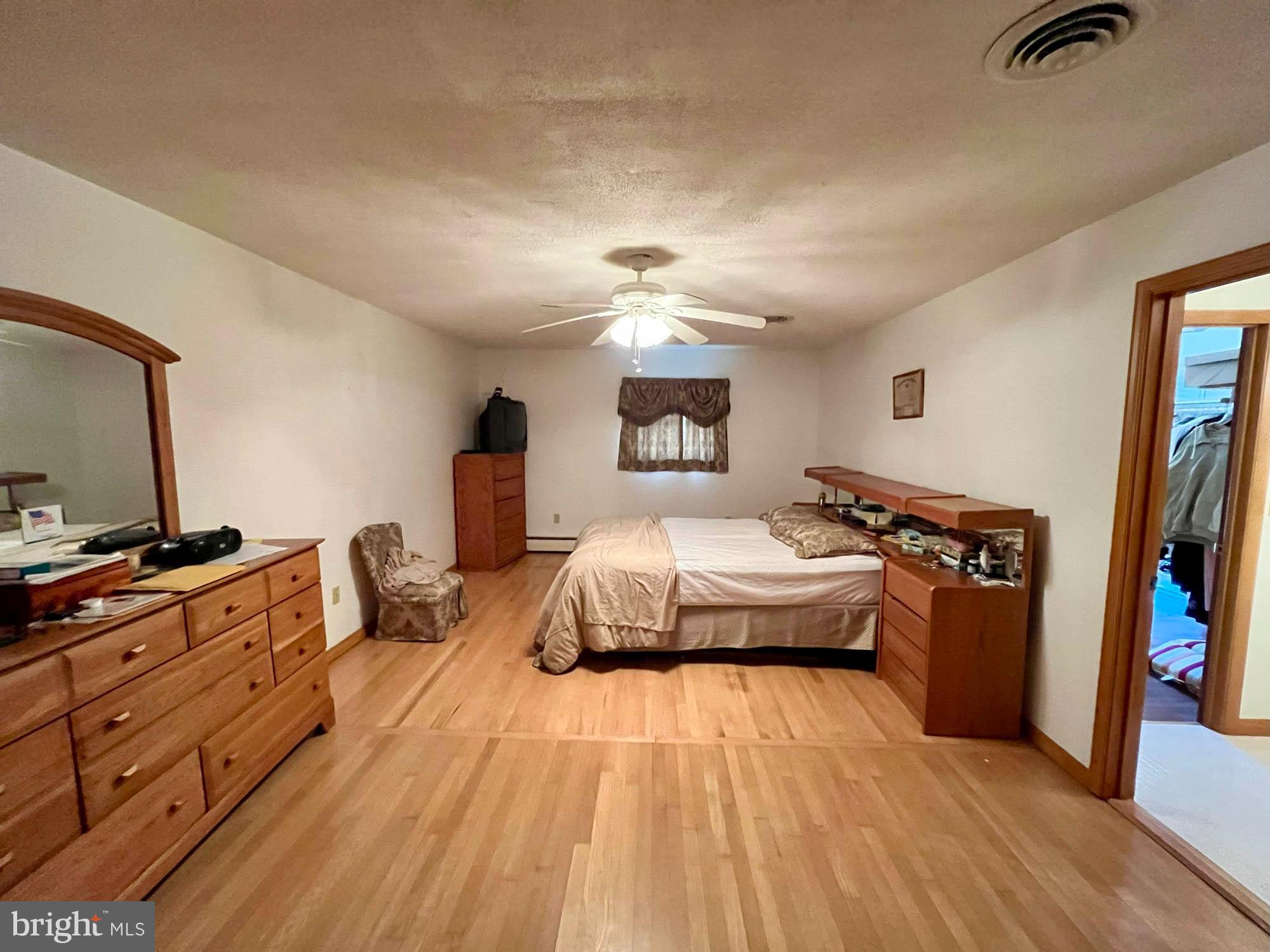 WESTLAKE - Residential