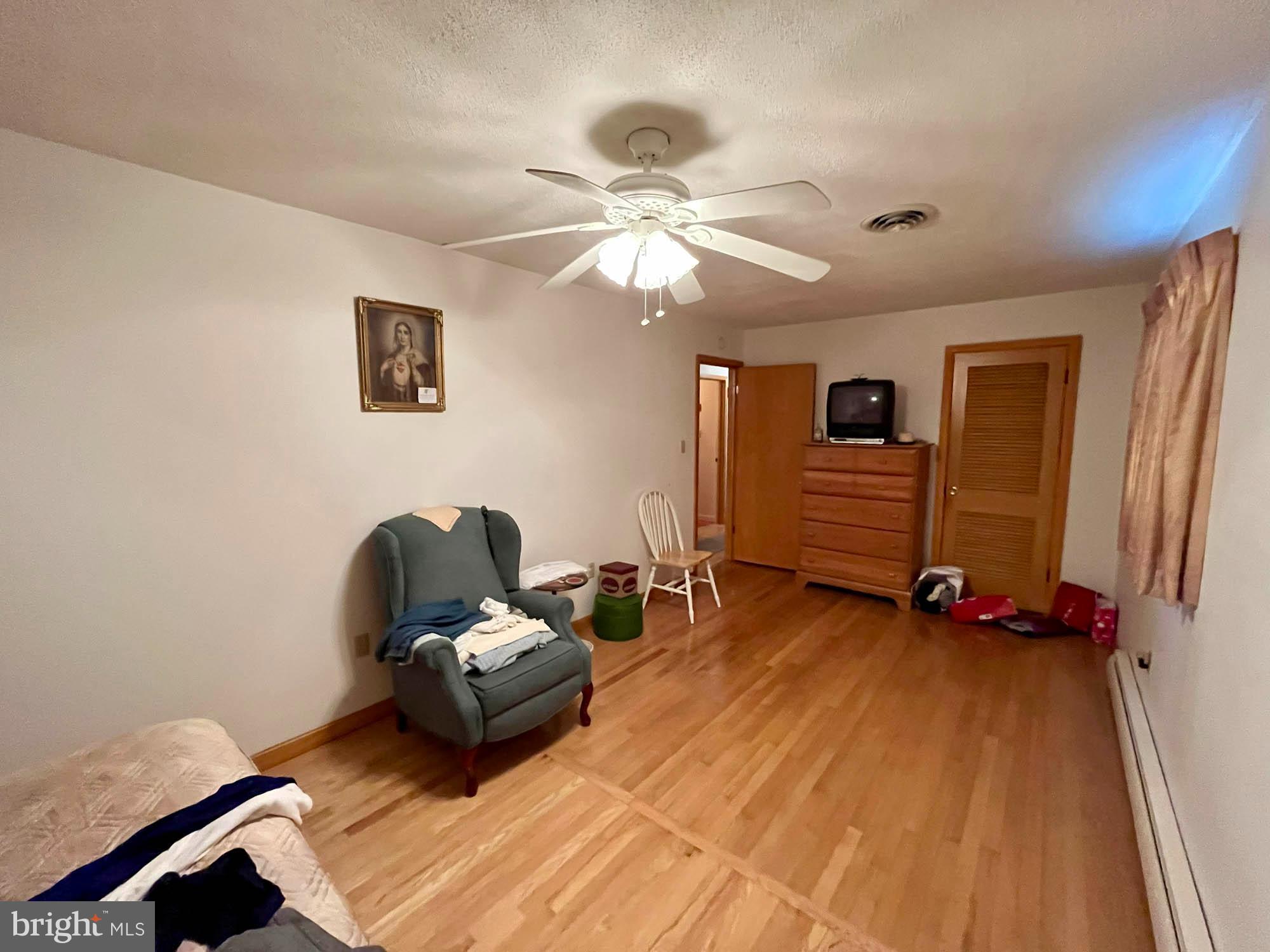 WESTLAKE - Residential