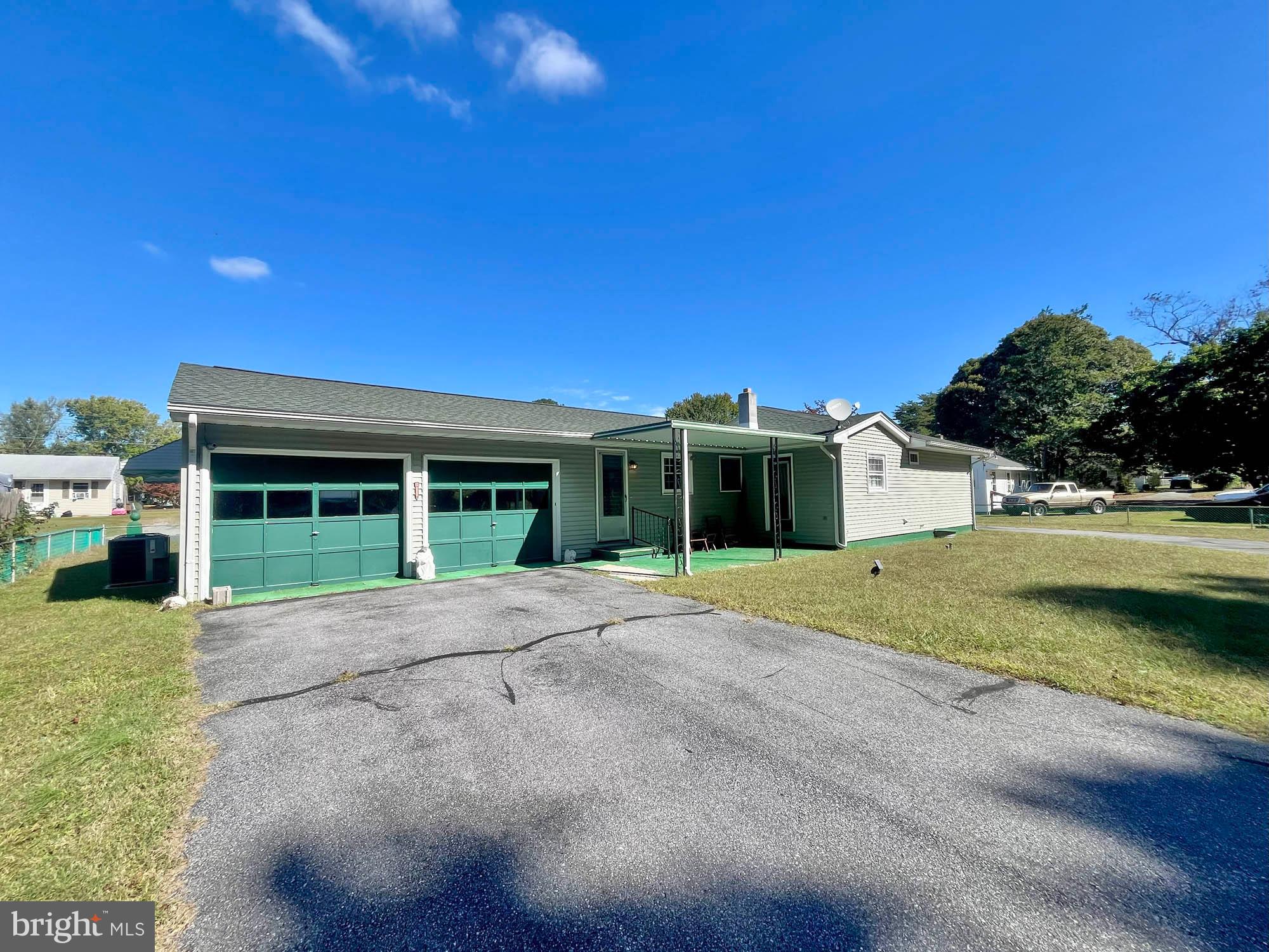 WESTLAKE - Residential