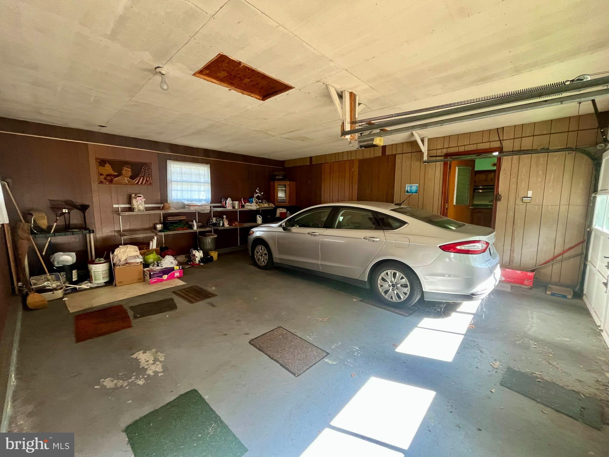 WESTLAKE - Residential